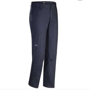 Arc’teryx Navy relaxed fit altin chino pants navy